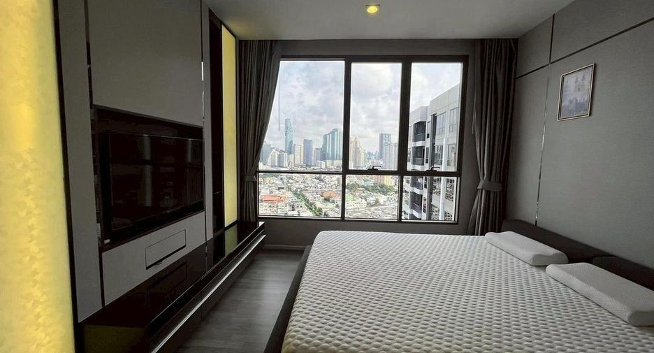 For rent 2 bedrooms condo in Sathon, Bangkok