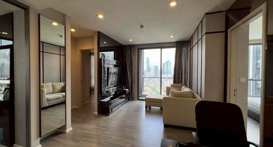 For rent 2 bedrooms condo in Sathon, Bangkok