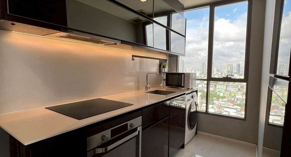For rent 2 bedrooms condo in Sathon, Bangkok