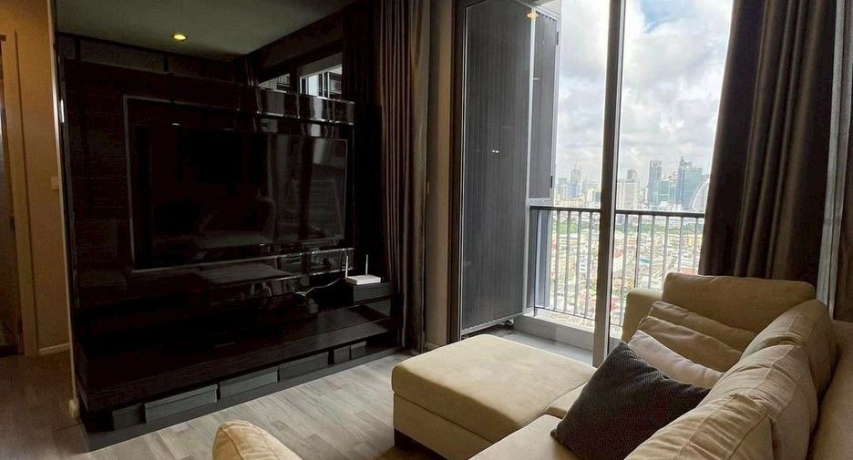 For rent 2 bedrooms condo in Sathon, Bangkok