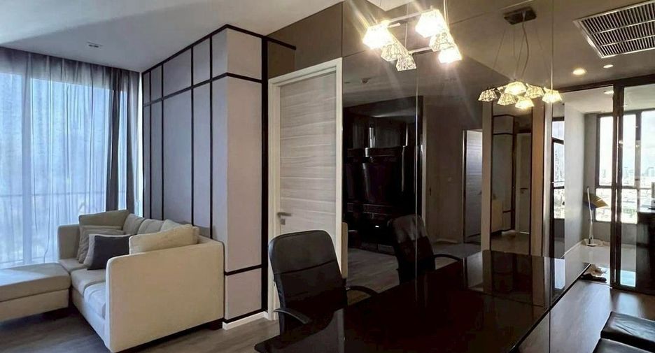 For rent 2 bedrooms condo in Sathon, Bangkok