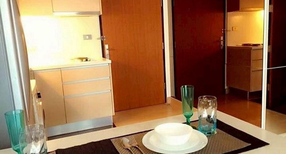 For rent and for sale 1 bed condo in Watthana, Bangkok