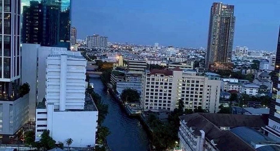 For rent 2 ベッドルーム condo in Watthana, Bangkok