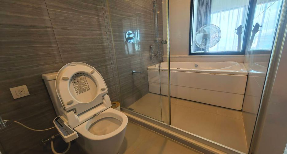 Wohnung zum Kauf mit 1 Zimmer in Si Racha, Chonburi