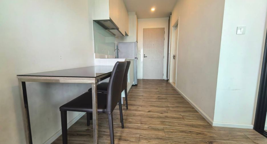 Wohnung zum Kauf mit 1 Zimmer in Si Racha, Chonburi