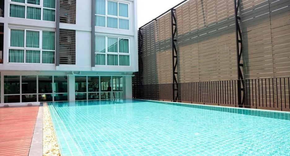 For rent 2 bedrooms condo in Watthana, Bangkok