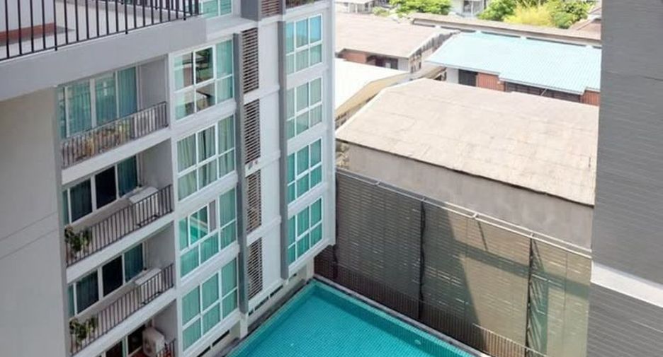 For rent 2 bedrooms condo in Watthana, Bangkok