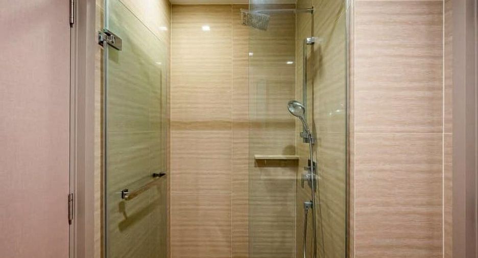 For rent 1 bed condo in Huai Khwang, Bangkok