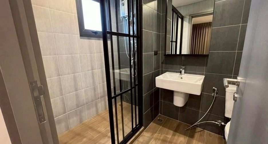 For rent 1 bed condo in Bang Kapi, Bangkok