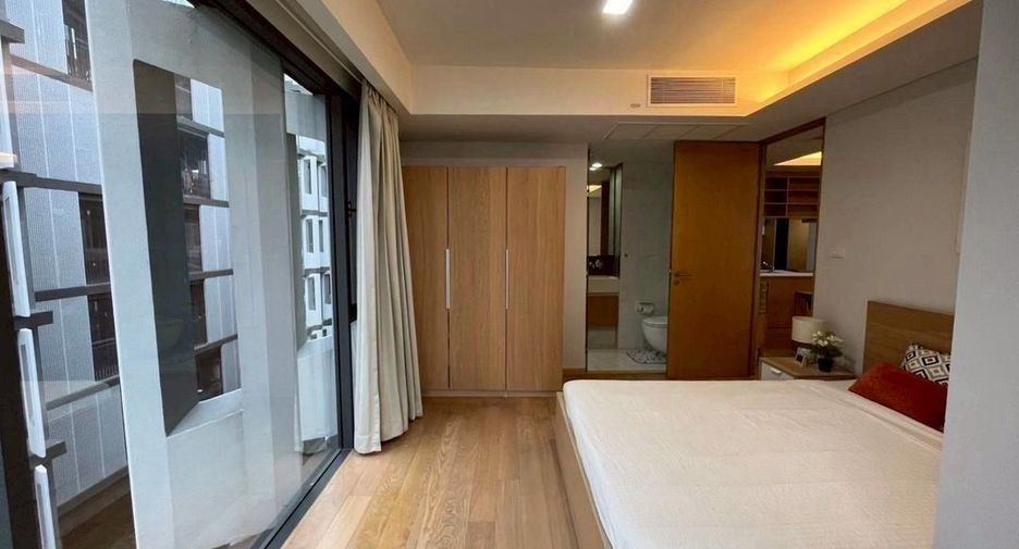 For sale 2 bedrooms condo in Watthana, Bangkok