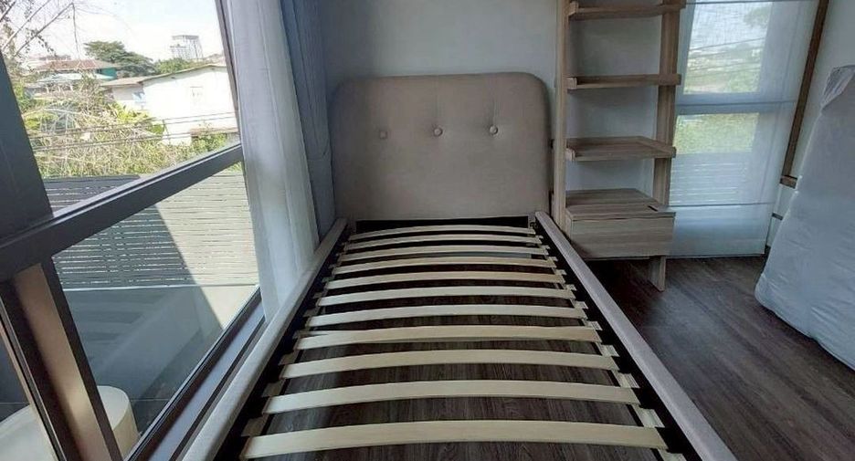 For rent 4 bedrooms house in Bang Kapi, Bangkok