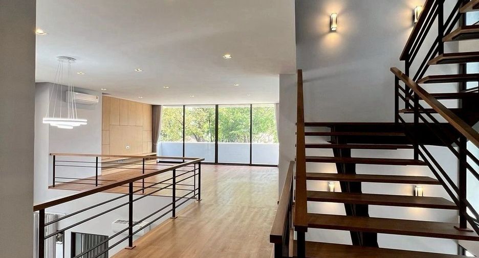 ขาย 5 ห้องนอน บ้านเดี่ยว ใน บางซื่อ, กรุงเทพฯ