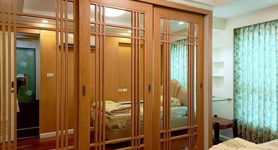For rent and for sale 2 bedrooms condo in Watthana, Bangkok