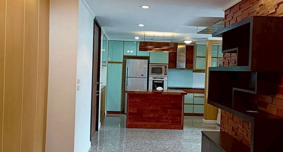 For rent and for sale 2 bedrooms condo in Watthana, Bangkok