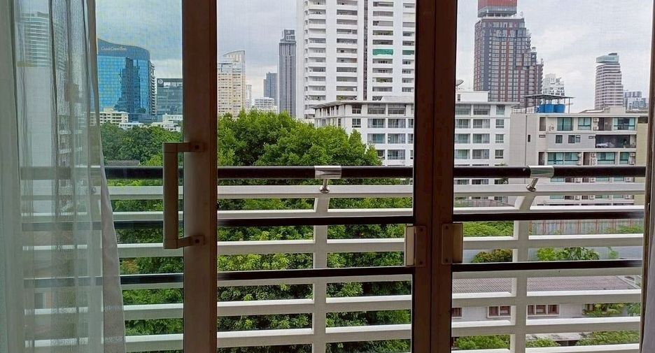 For rent and for sale 2 bedrooms condo in Watthana, Bangkok