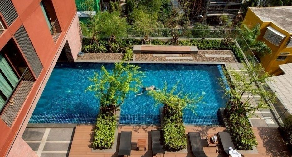For rent 1 bed condo in Phaya Thai, Bangkok
