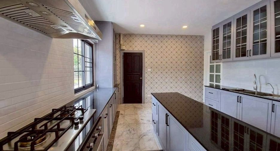 For rent 6 bedrooms house in Bang Phli, Samut Prakan