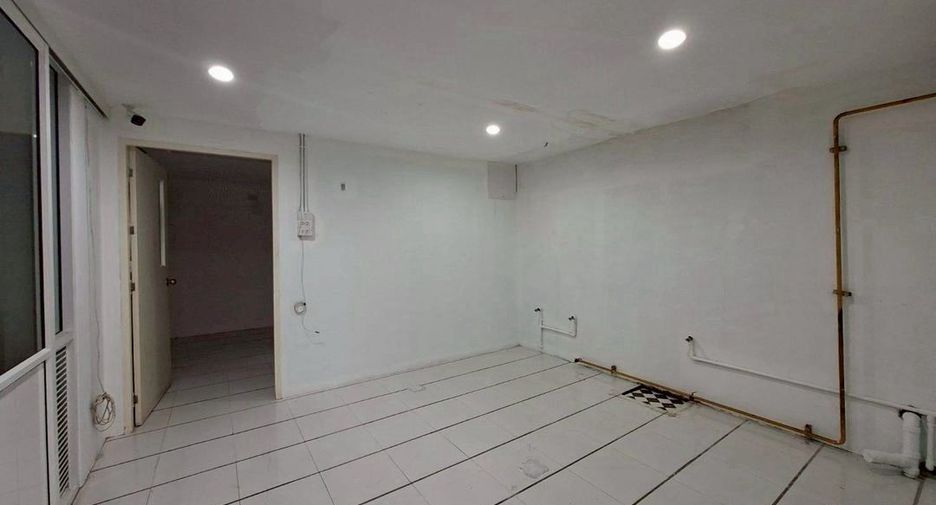 Gewerbefläche zur Miete in Sathon, Bangkok