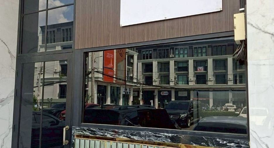 For rent retail Space in Prawet, Bangkok