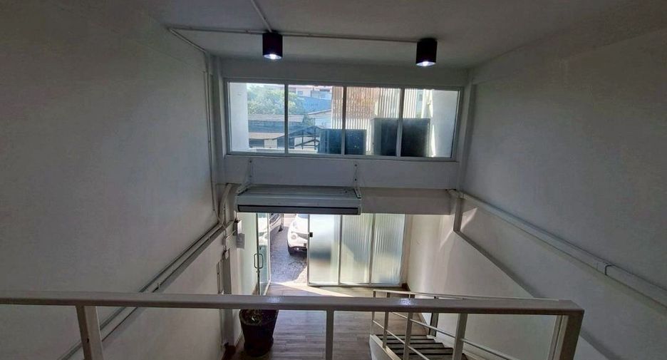 出租 商业空间 在 沙吞, 曼谷