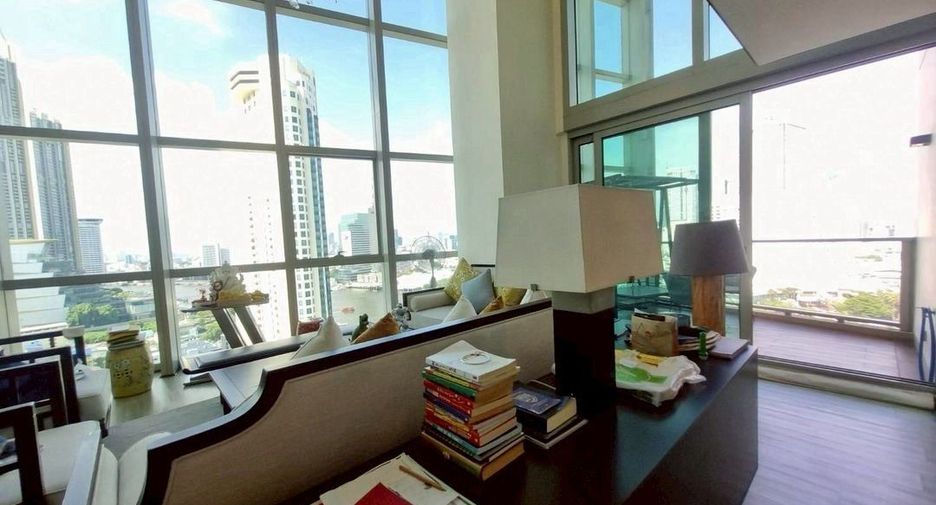 For sale 4 bedrooms condo in Sathon, Bangkok
