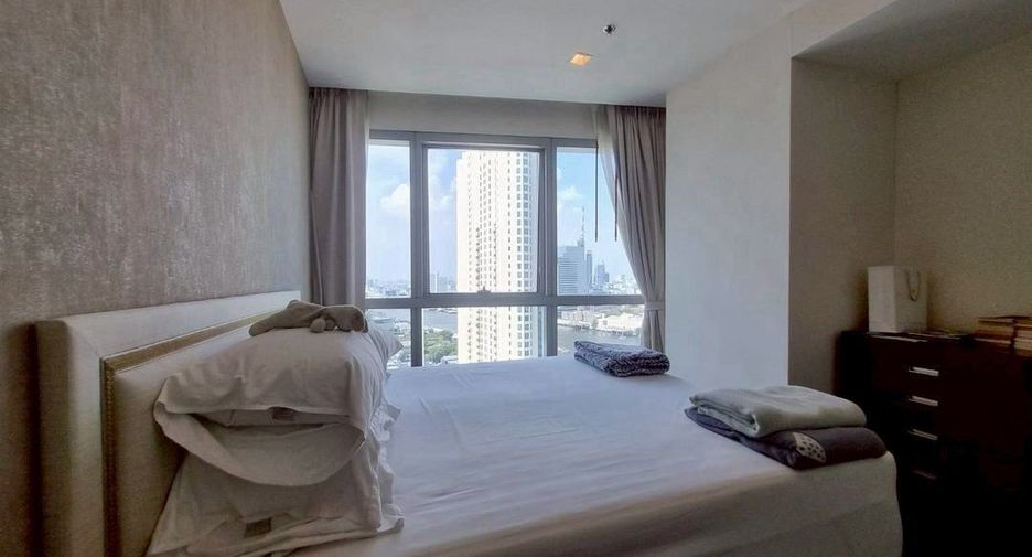 For sale 4 bedrooms condo in Sathon, Bangkok