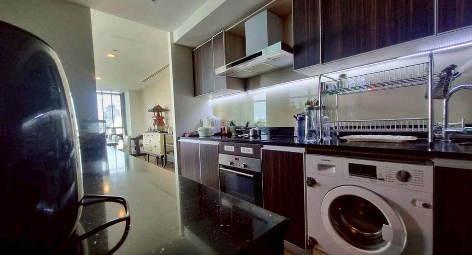 For sale 4 bedrooms condo in Sathon, Bangkok