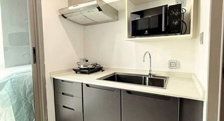 For rent 3 bedrooms condo in Mueang Nonthaburi, Nonthaburi