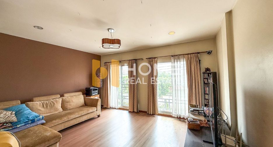 For sale 3 bedrooms house in Prawet, Bangkok