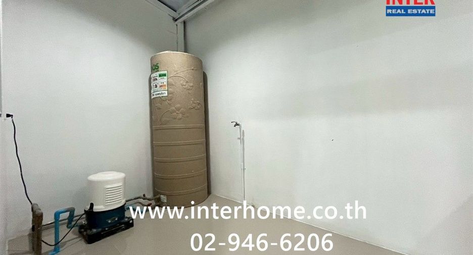 For sale 3 bedrooms townhouse in Phra Pradaeng, Samut Prakan