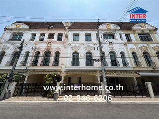 For sale 3 bedrooms townhouse in Yan Nawa, Bangkok