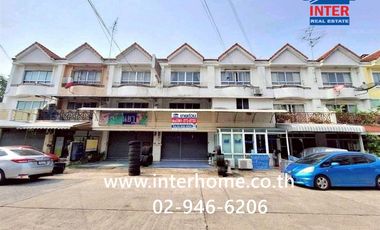 For sale 3 bedrooms townhouse in Mueang Nonthaburi, Nonthaburi