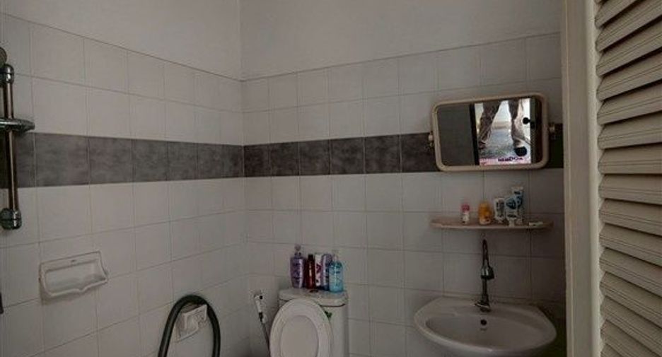 For sale 3 bedrooms townhouse in Thanyaburi, Pathum Thani