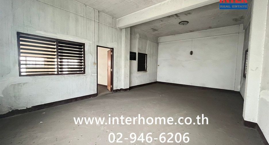 For sale 6 bedrooms retail Space in Lam Luk Ka, Pathum Thani