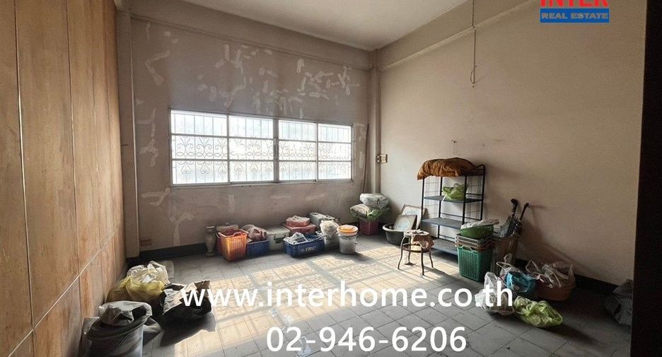 For sale 6 bedrooms retail Space in Lam Luk Ka, Pathum Thani