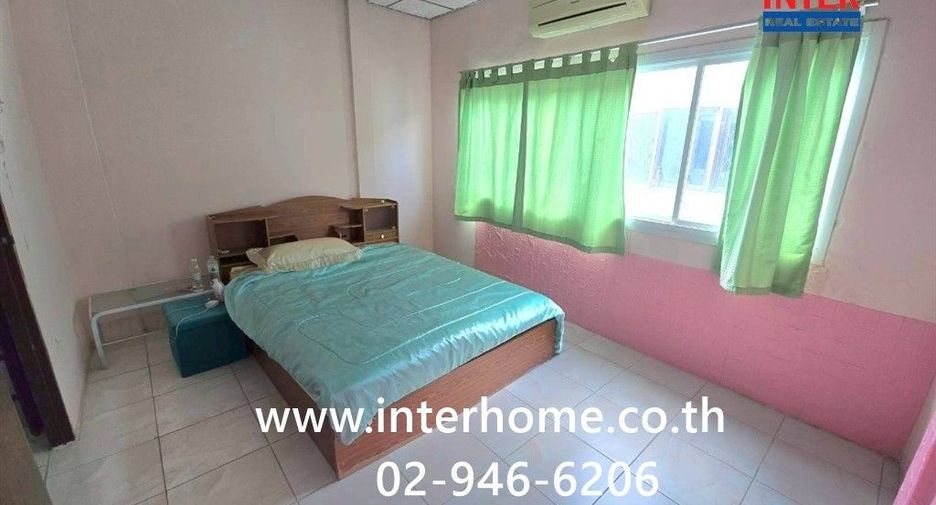 For sale 2 bedrooms townhouse in Khlong Sam Wa, Bangkok