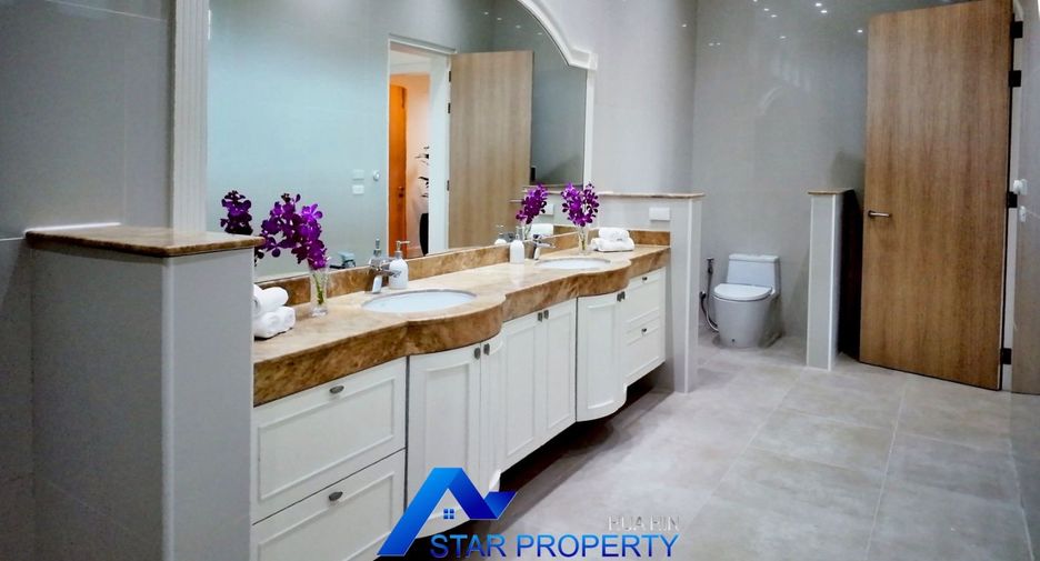 À vendre 5 chambres villa à Hua Hin, Prachuap Khiri Khan