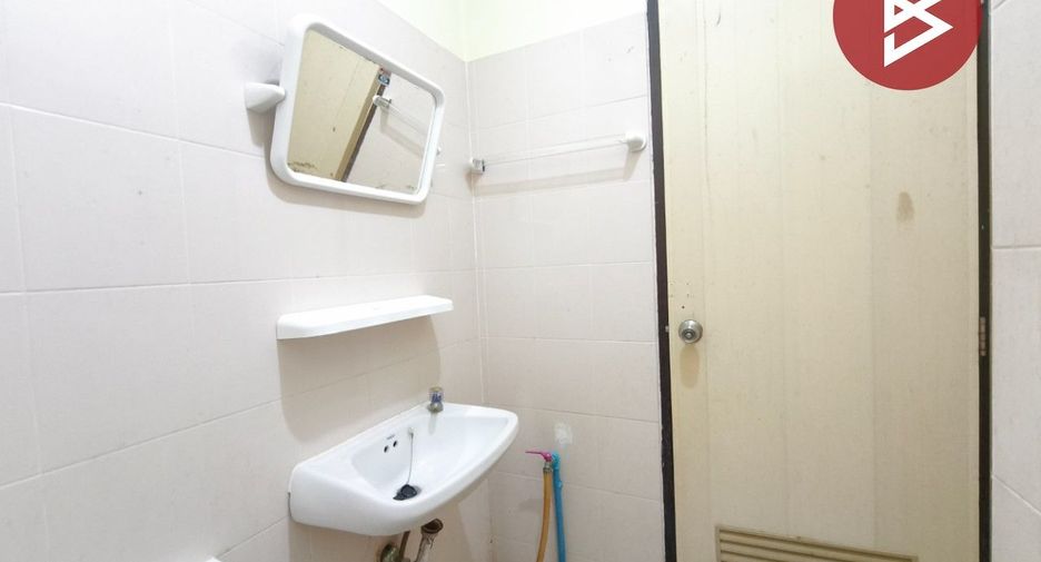 For sale 2 bedrooms townhouse in Bang Phli, Samut Prakan
