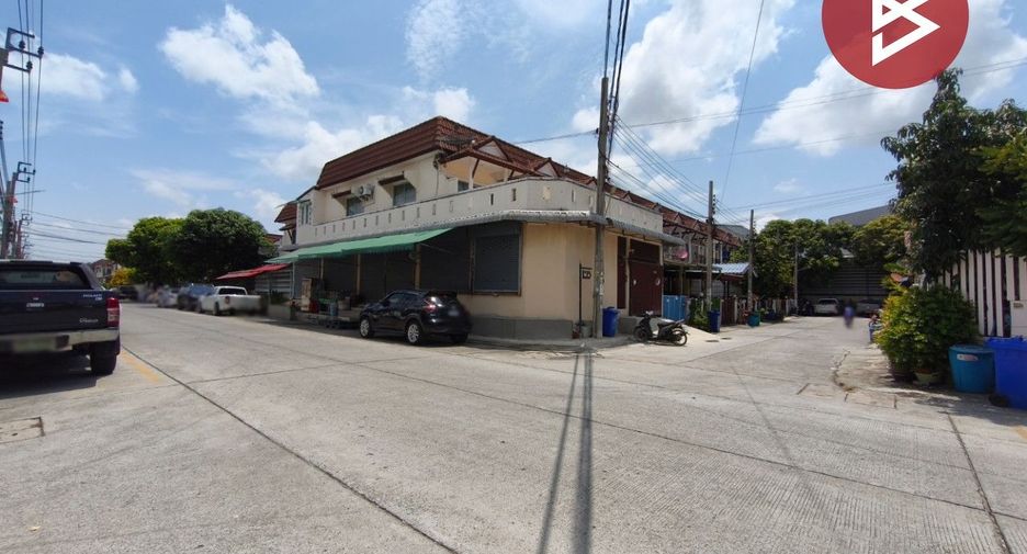For sale 2 bedrooms townhouse in Bang Phli, Samut Prakan