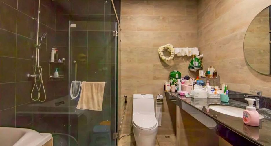 For sale 2 bedrooms condo in Jomtien, Pattaya