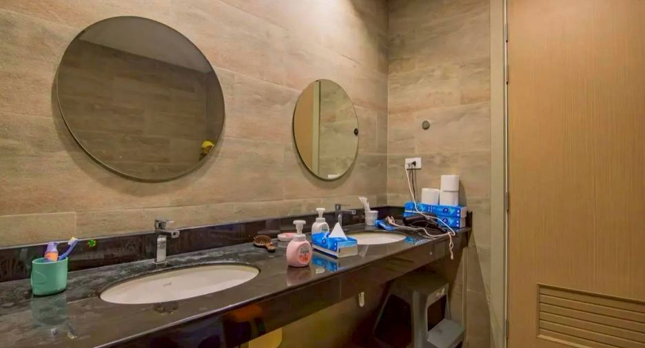 For sale 2 bedrooms condo in Jomtien, Pattaya