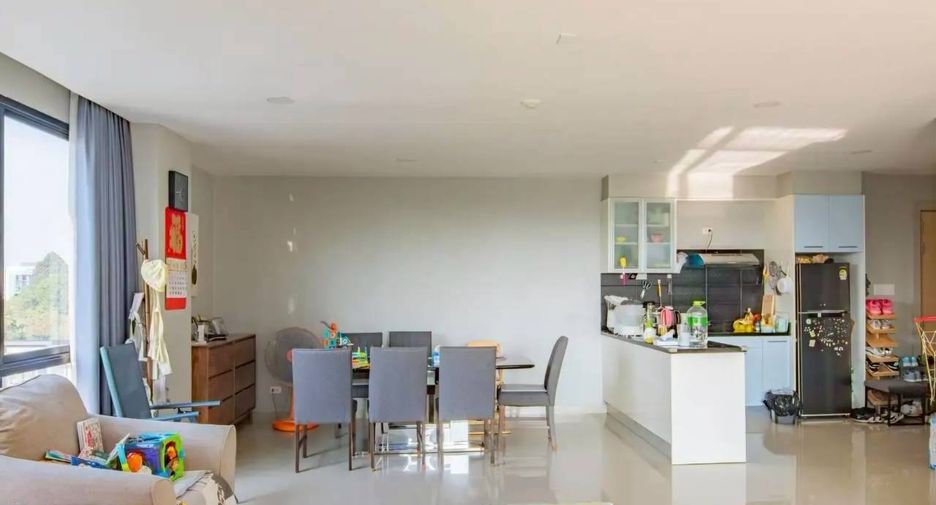 For sale 2 bedrooms condo in Jomtien, Pattaya
