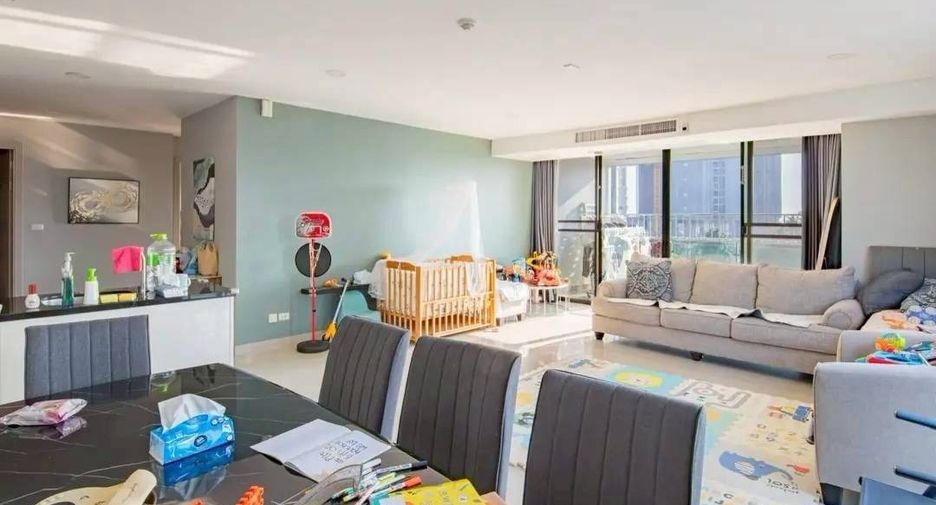 For sale 2 bedrooms condo in Jomtien, Pattaya