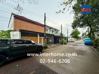 For sale 4 bedrooms townhouse in Min Buri, Bangkok