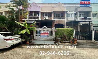 For sale 3 ベッドルーム townhouse in Saphan Sung, Bangkok