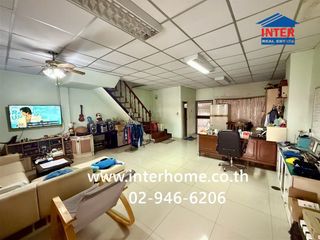 For sale 3 bedrooms townhouse in Saphan Sung, Bangkok