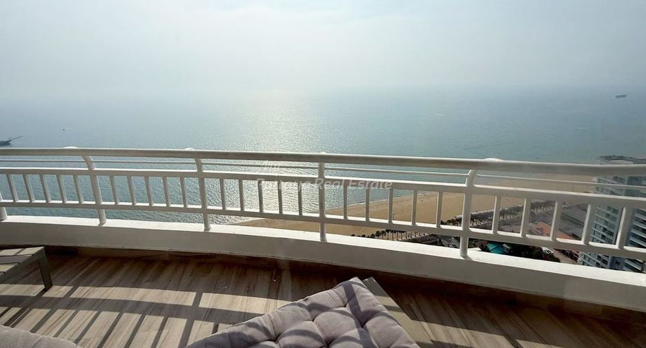 For sale 2 bedrooms condo in Jomtien, Pattaya