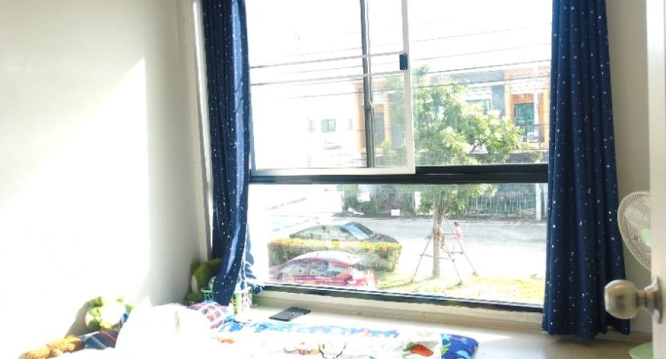 For sale 4 bedrooms townhouse in Bang Bo, Samut Prakan