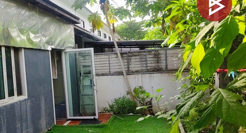 For sale 4 bedrooms townhouse in Bang Bo, Samut Prakan