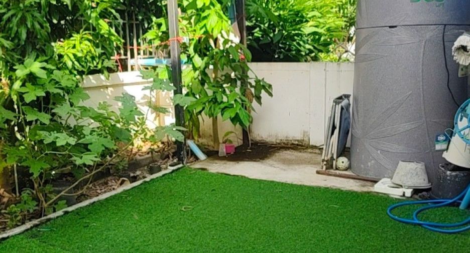 For sale 4 bedrooms townhouse in Bang Bo, Samut Prakan